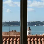 Casas Na Portuguesa - Bica Chiado アパート *