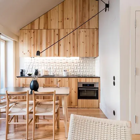 Casas Na Portuguesa - Bica Chiado * Lisbona