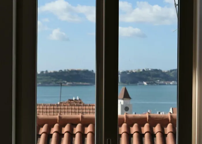 Casas Na Portuguesa - Bica Chiado Appartamento *
