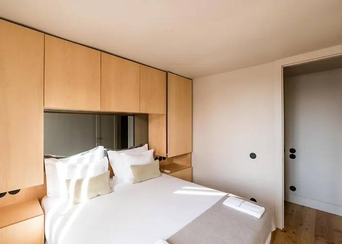 Casas Na Portuguesa - Bica Chiado Appartamento *