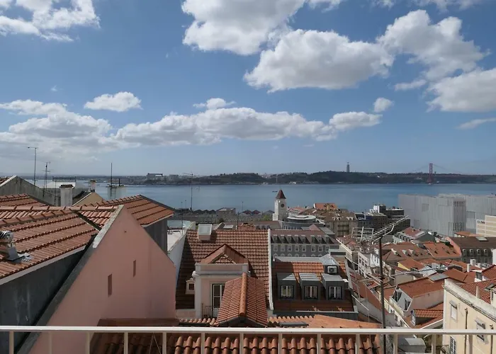 Casas Na Portuguesa - Bica Chiado 아파트 *