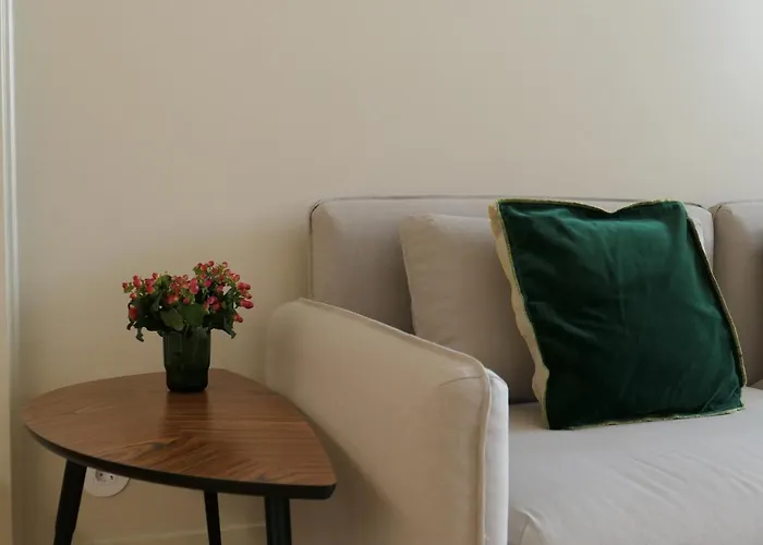 Casas Na Portuguesa - Bica Chiado *