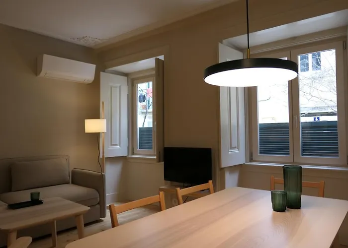 Casas Na Portuguesa - Bica Chiado *