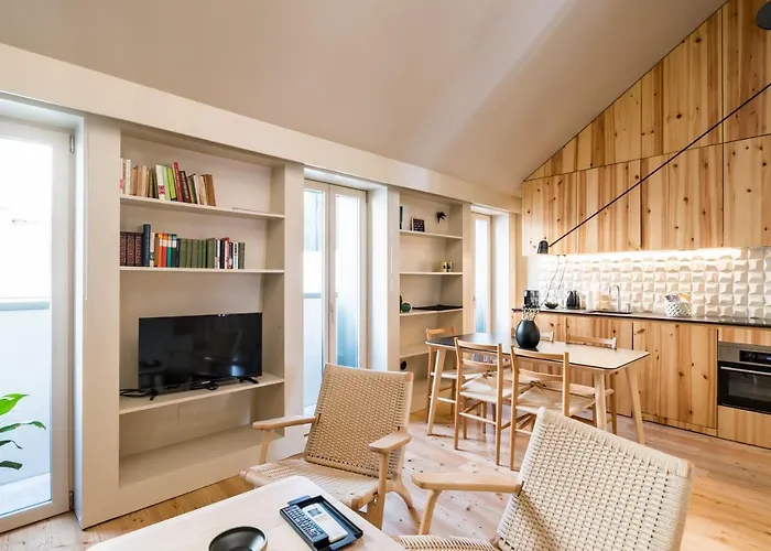 Casas Na Portuguesa - Bica Chiado 아파트 *